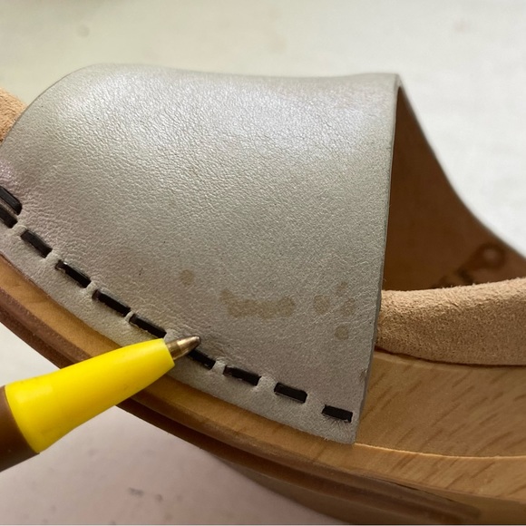 Dansko Tasha Open Toe Green Leather Wooden Cut-out heel Size 37 or 6.5 - Picture 7 of 7